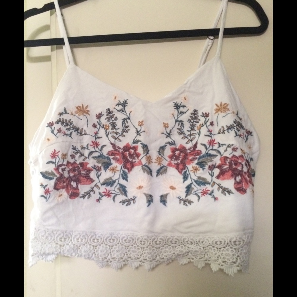 Target Embroidered Crop Top XL